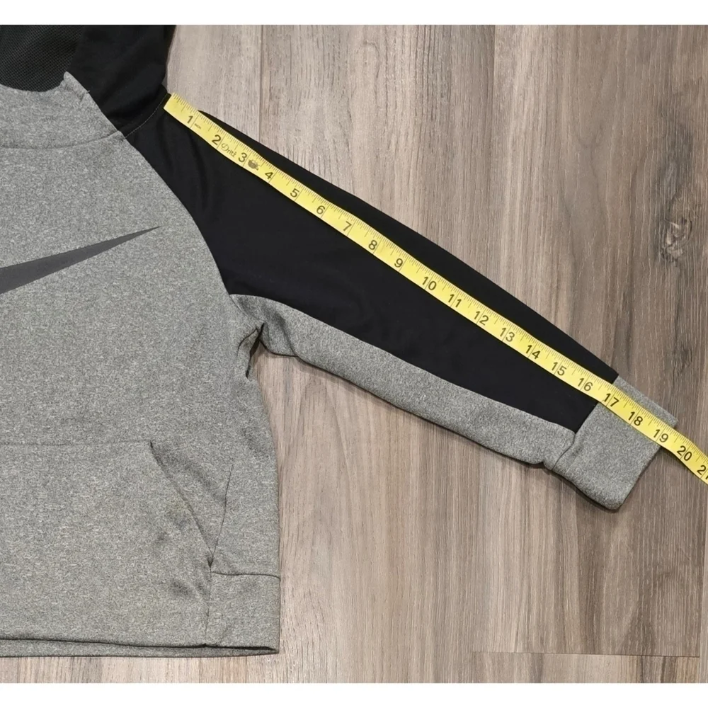 Nike Boys Dri-fit Pullover Hoodie Gray Black size xsmall